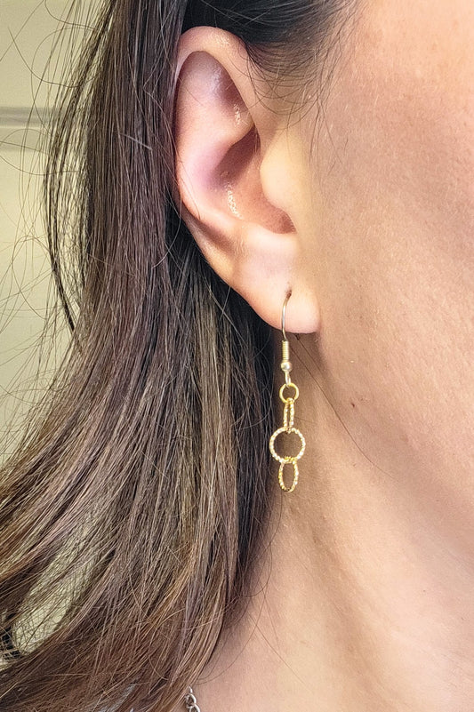 Gold Interlocking Hoops Drop earrings - Phós Earrings